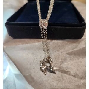 Tiffany & Co. 925 Silver Three Leaf Lariat pendant necklace 16" NIB